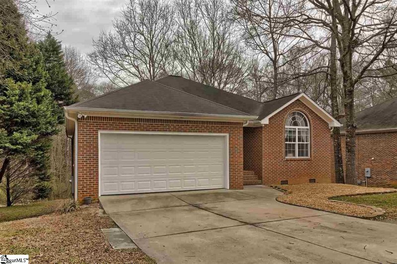 Property image 2 at 113 Woodbridge Court, Anderson, SC 29621