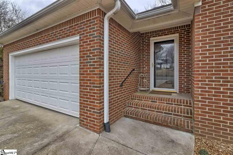 Property image 4 at 113 Woodbridge Court, Anderson, SC 29621