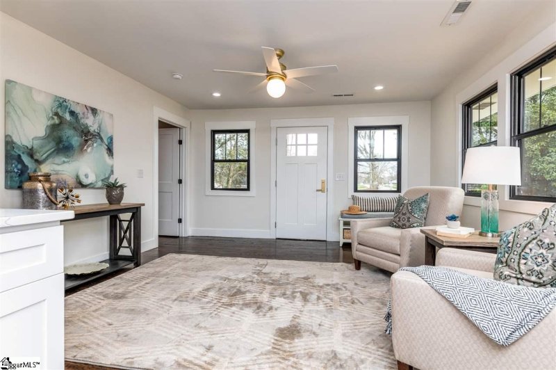 Property image 5 at 2100 E North Street, Greenville, SC 29607