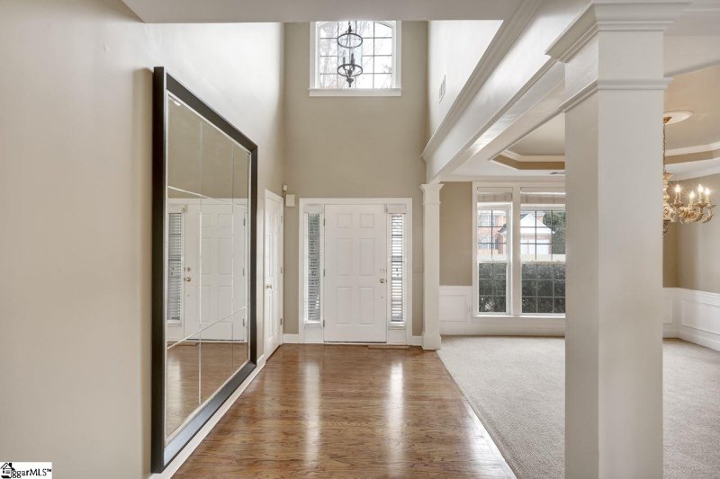 Property image 3 at 16 Treyburn Court, Greer, SC 29650