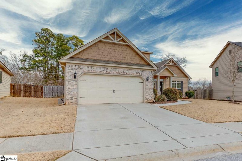 Property image 3 at 348 Cameron Creek Lane, Simpsonville, SC 29681