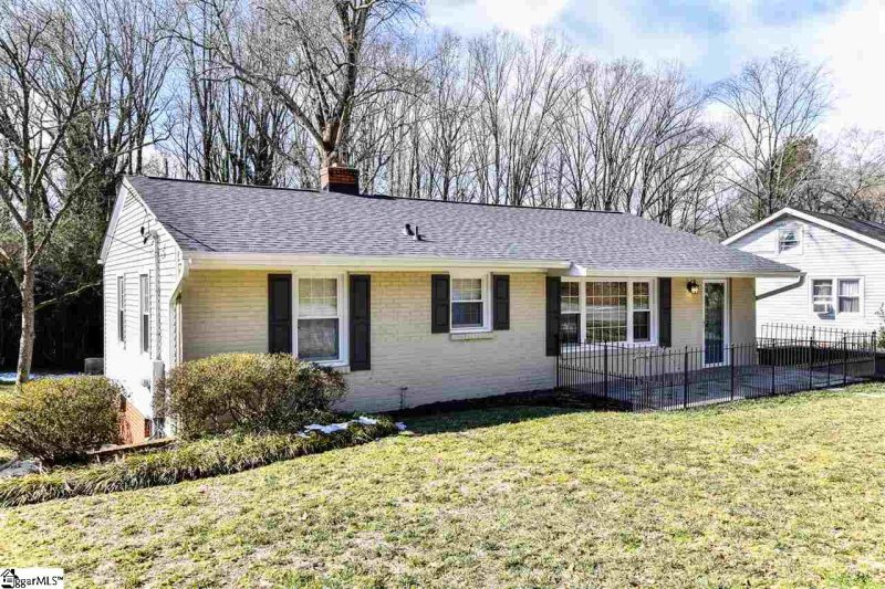 Property image 2 at 119 Harrington Avenue, Greenville, SC 29607