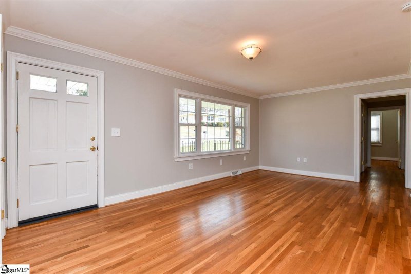 Property image 4 at 119 Harrington Avenue, Greenville, SC 29607