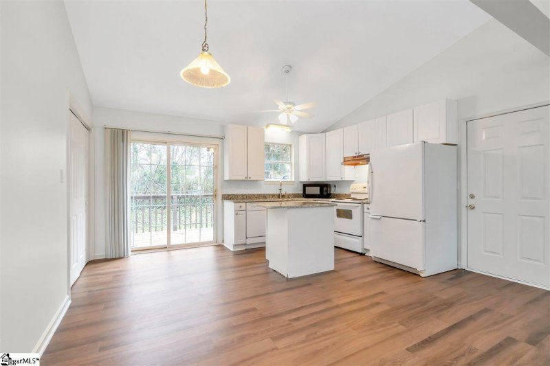 Property image 5 at 2A Aniwetauk Street, Greenville, SC 29607