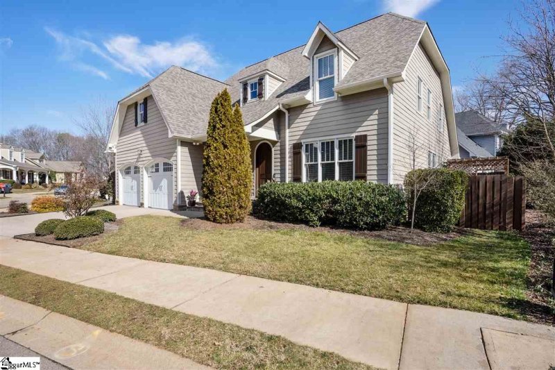Property image 3 at 29 Gossamer Place, Greenville, SC 29607