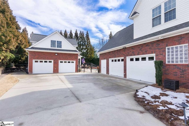 Property image 3 at 213 Selsea Drive, Easley, SC 29642