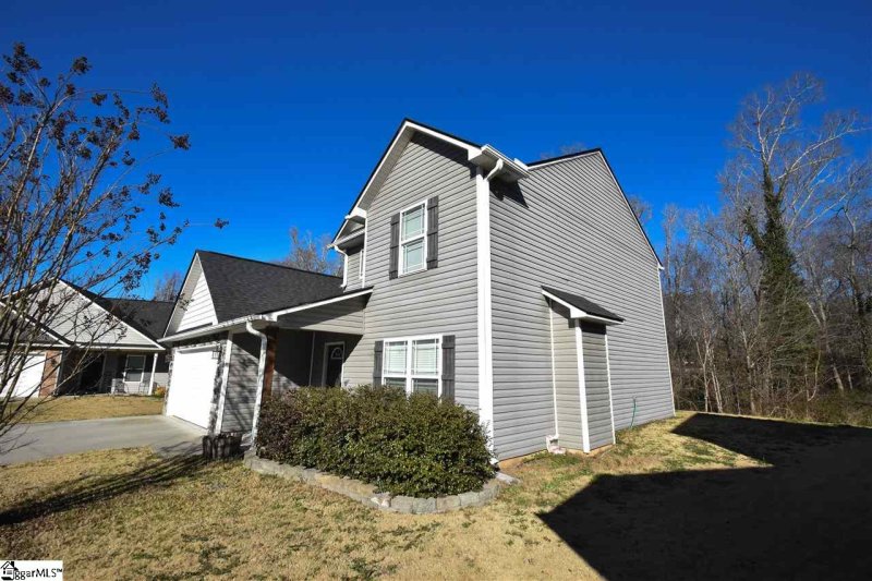 Property image 3 at 19 Milo Court, Simpsonville, SC 29680