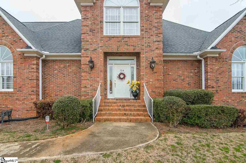 Property image 4 at 104 Campden Court, Easley, SC 29642