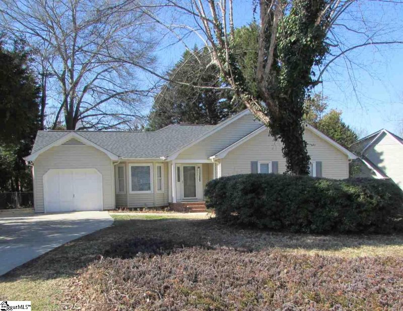 Property image 2 at 210 Spring View Lane, Taylors, SC 29687