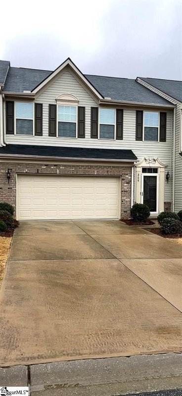 Property image 2 at 325 Bellerive Drive, Duncan, SC 29334