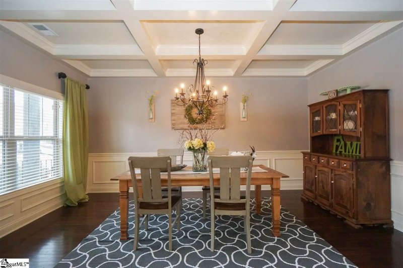 Property image 3 at 15 Seashell Court, Simpsonville, SC 29681