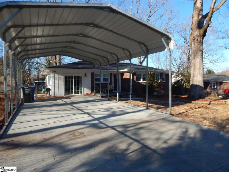 Property image 4 at 101 Bridges Avenue, Taylors, SC 29687