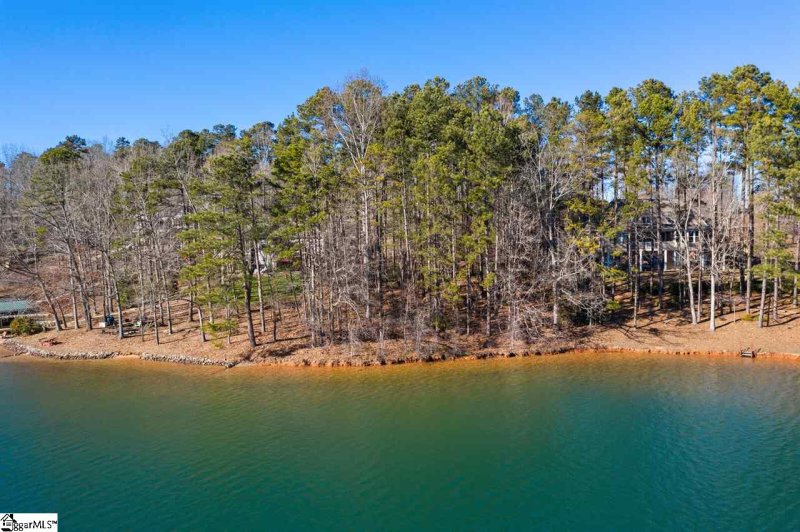 Property image 2 at 122 Wynward Pointe Drive, Salem, SC 29676