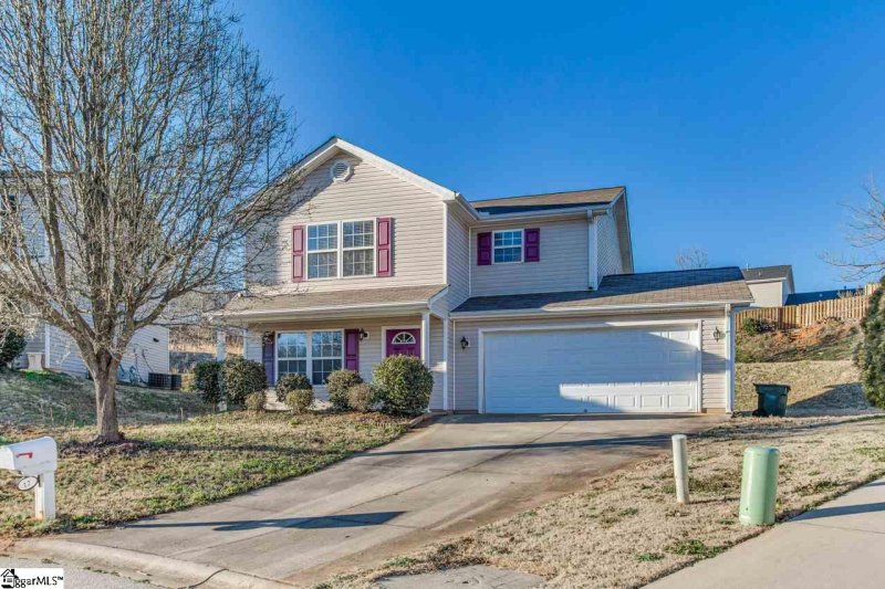 Property image 2 at 17 Laurel hurst Court, Greer, SC 29650