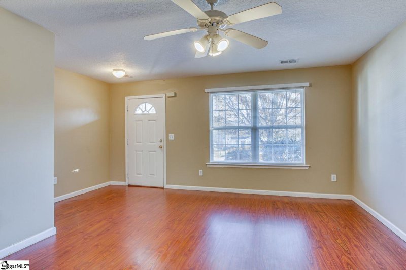 Property image 5 at 17 Laurel hurst Court, Greer, SC 29650