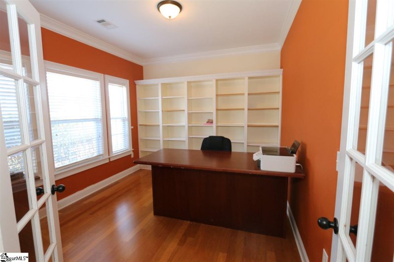 Property image 2 at 219 Haddington Lane, Greenville, SC 29609