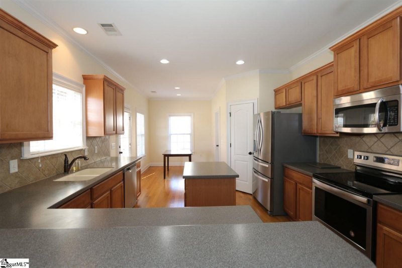 Property image 5 at 219 Haddington Lane, Greenville, SC 29609