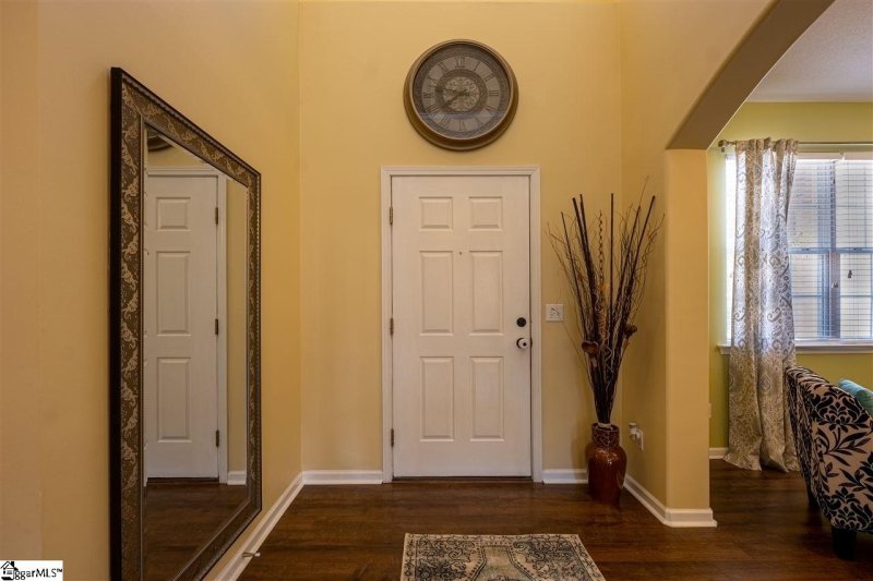 Property image 5 at 22 Old Tree Court, Simpsonville, SC 29681