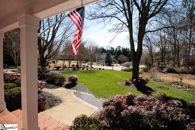 Property image 4 at 407 Summerplace Court, Greer, SC 29650