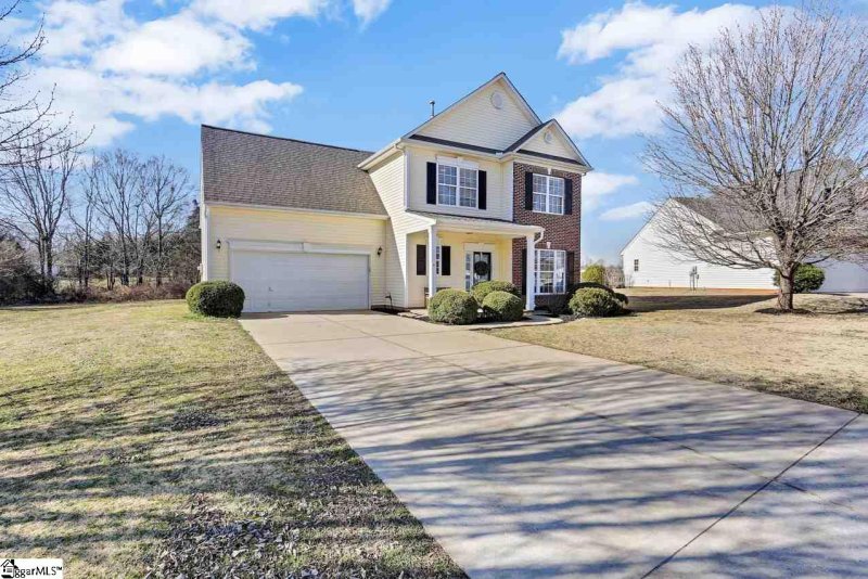 Property image 2 at 728 Golden Tanager Court, Greer, SC 29651