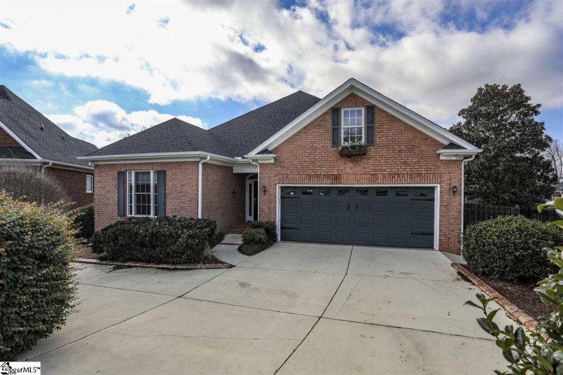 Property image 3 at 5 Hummers Court, Greenville, SC 29615
