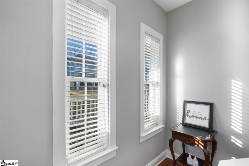 Property image 4 at 15B Oakhurst Avenue, Greenville, SC 29609