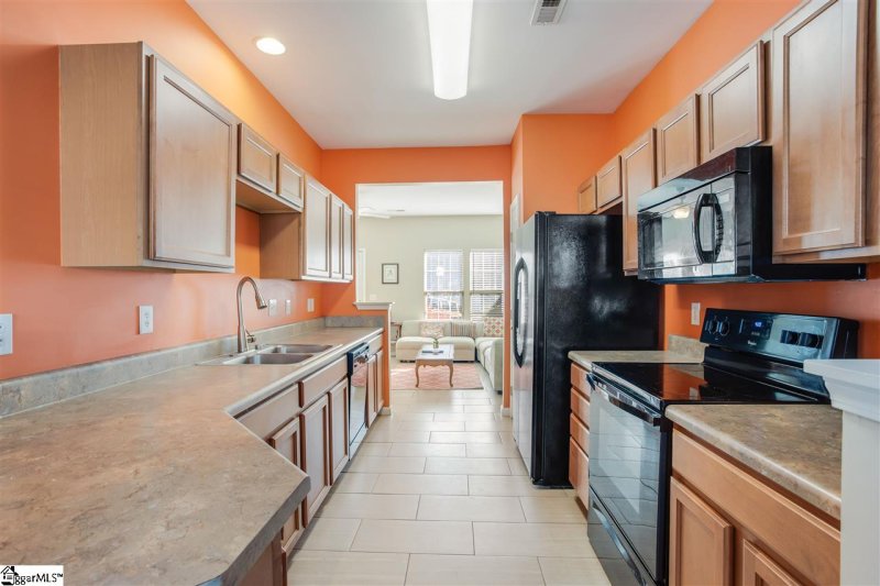 Property image 3 at 352 Moonstone Drive, Mauldin, SC 29662