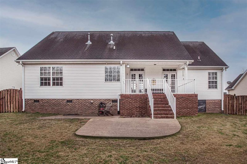 Property image 3 at 404 Winding Brook Court, Greenville, SC 29617