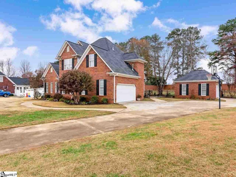 Property image 2 at 405 Wickham Way, Boiling Springs, SC 29316