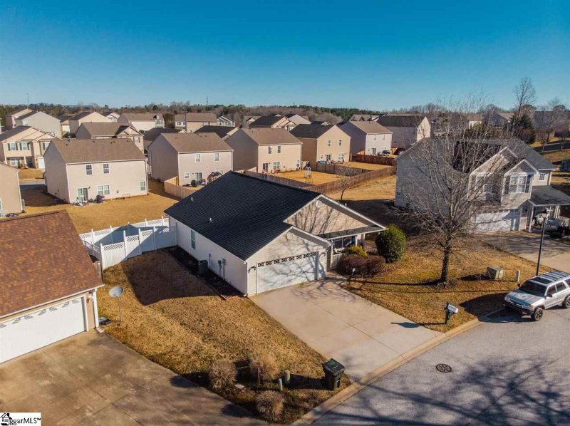 Property image 5 at 161 Maximus Drive, Greer, SC 29651