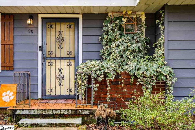 Property image 3 at 36 Auburn Circle, Greenville, SC 29607