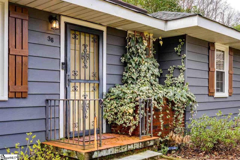 Property image 4 at 36 Auburn Circle, Greenville, SC 29607