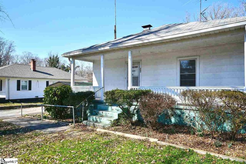 Property image 4 at 205 Arial Street, Easley, SC 29640