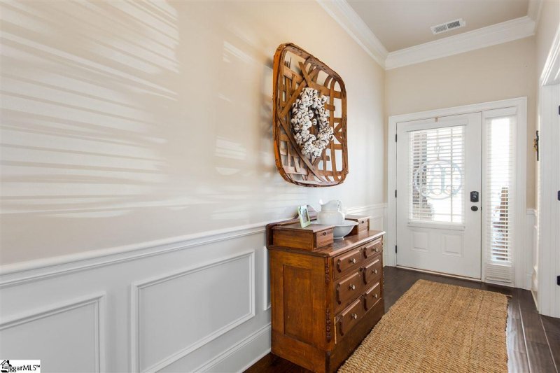 Property image 3 at 341 Mansfield Lane, Greer, SC 29650