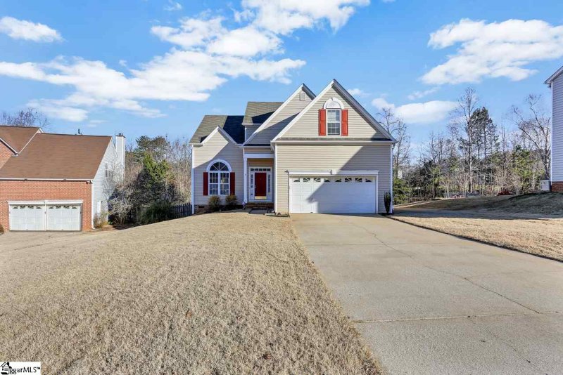 Property image 2 at 404 Goldenrain Way, Simpsonville, SC 29680