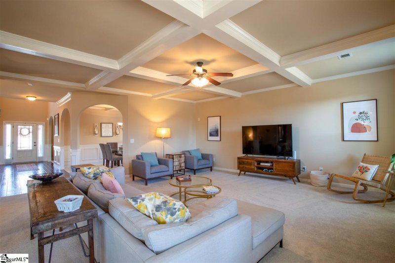 Property image 3 at 104 Dairwood Drive, Simpsonville, SC 29681