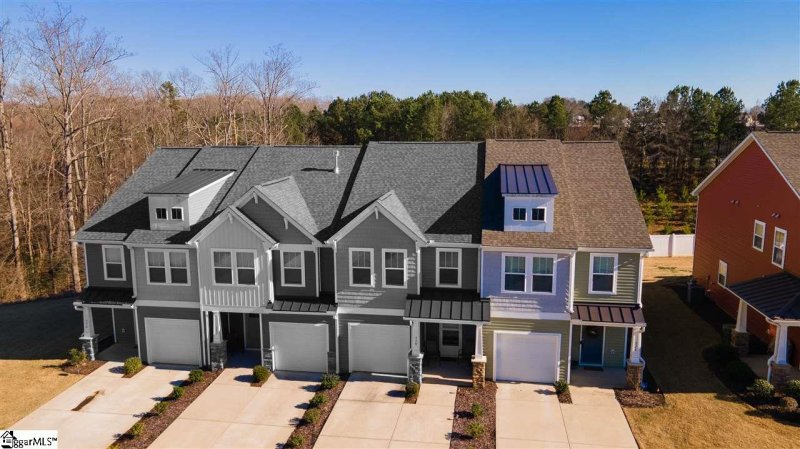 Property image 3 at 324 Hague Drive, Duncan, SC 29334