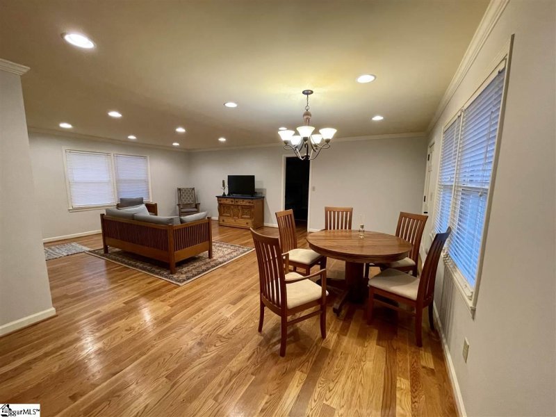 Property image 4 at 111 Merri Lane, Easley, SC 29642