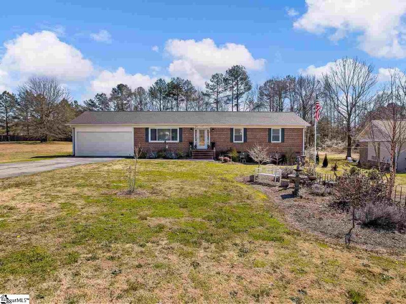 Property image 3 at 437 Royal Oak Drive, Spartanburg, SC 29302-4505