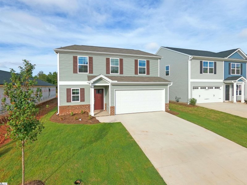 Property image 2 at 434 Grantham Court, Spartanburg, SC 29303