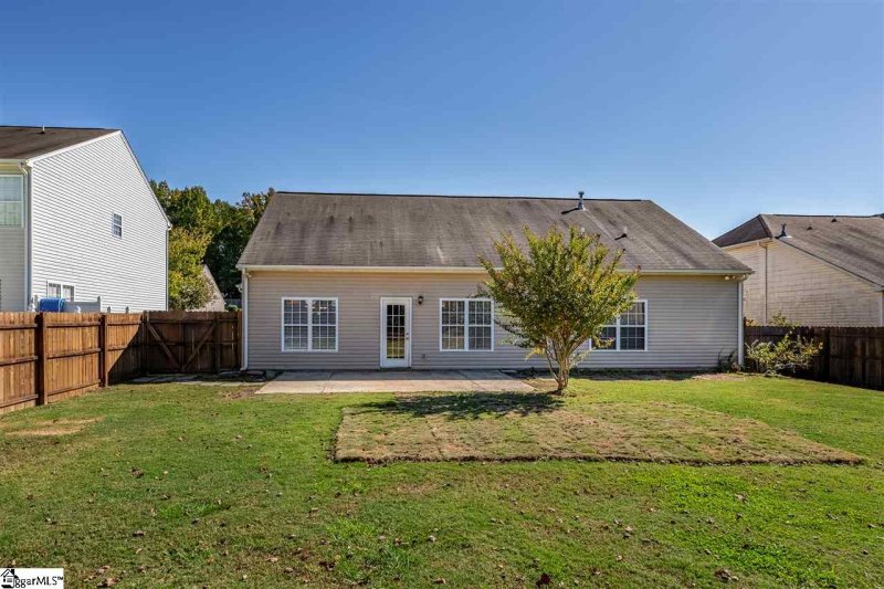 Property image 2 at 20 Irish Moss Court, Simpsonville, SC 29680