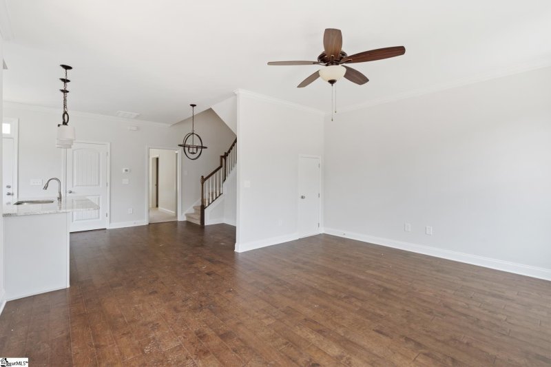 Property image 5 at 542 Twin Lake Road, Greenville, SC 29609