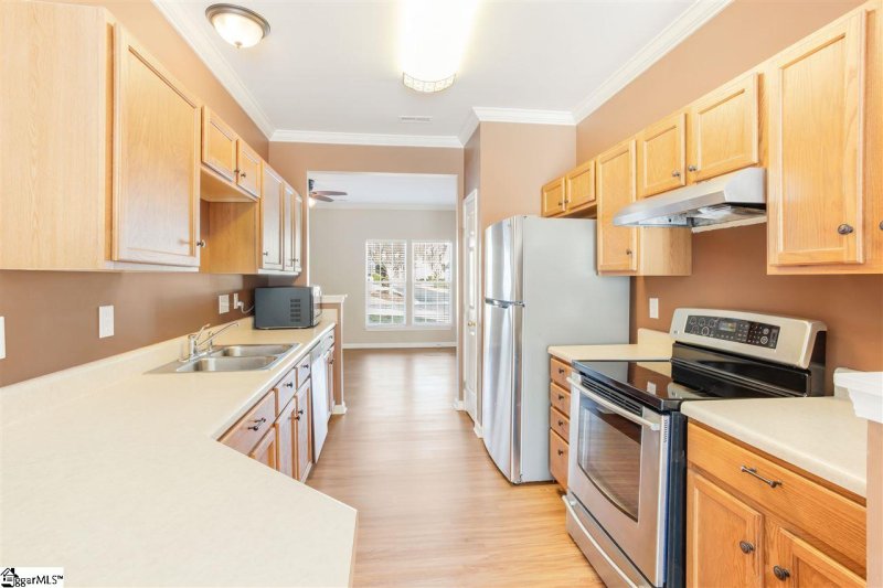 Property image 3 at 235 Hadley Commons Drive, Mauldin, SC 29662-3253