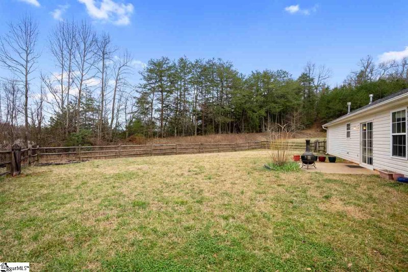 Property image 4 at 515 Crescentwood Court, Taylors, SC 29687