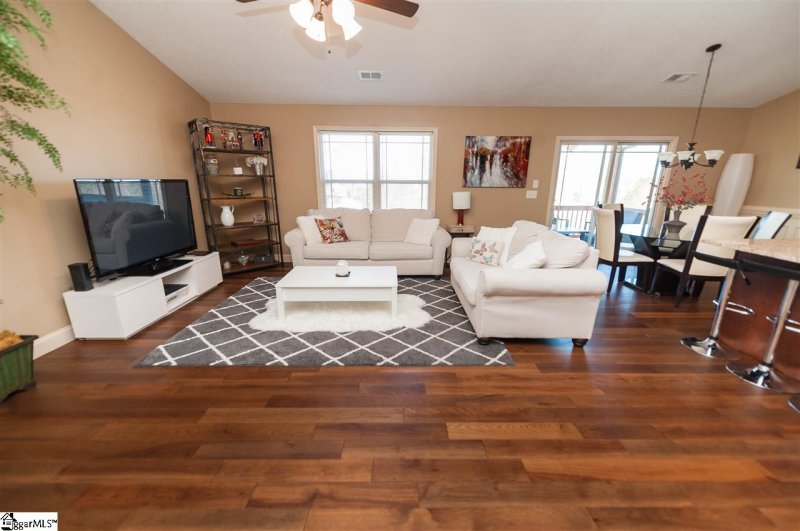 Property image 4 at 114 S Hamlet Court, Moore, SC 29369