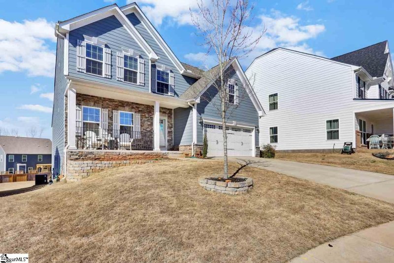 Property image 2 at 324 Carrollton Court, Greer, SC 29650