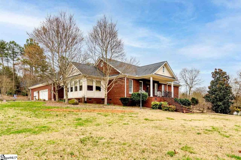 Property image 3 at 1401 Hunters Trail, Anderson, SC 29625