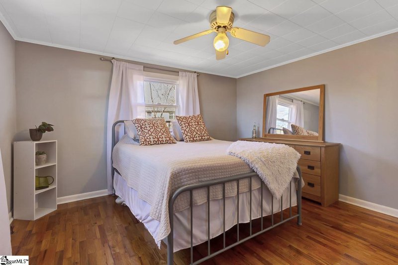 Property image 5 at 110 Lynn Street, Greer, SC 29651