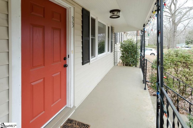 Property image 2 at 33 Kirkwood Lane, Greenville, SC 29607