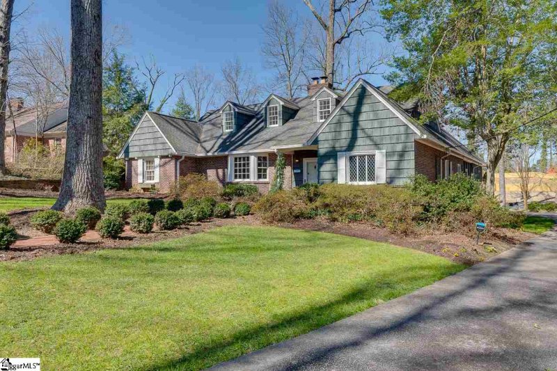 Property image 3 at 105 Indian Springs Drive, Greenville, SC 29615